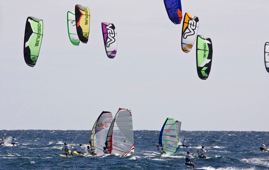 Kitesurf and Windsurf Section at Praia do Forte in Cabo Frio 